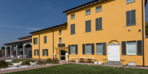 Отель Hotel Forlanini 52  Парма